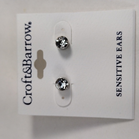 Croft & Barrow Silver tone Round Crystal Stud Earrings | 2/$30 | Fashion Jewelry - Picture 5 of 8